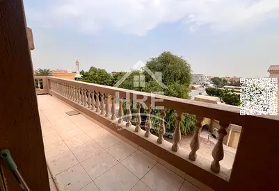 بناية استثمارية جاهزة بدخل ثابت بالمويهات