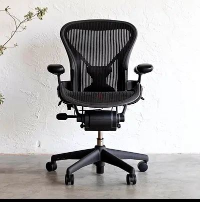 Herman Miller Aeron Classic B Size Chair