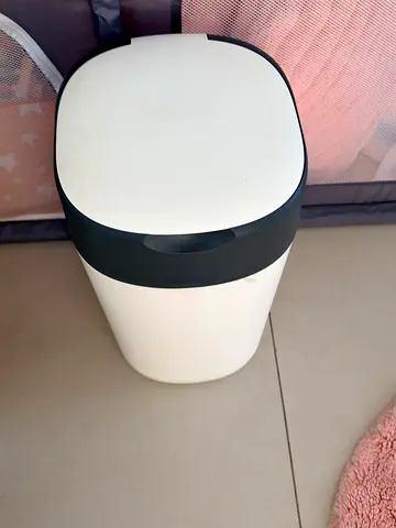 Tommy Tippee Nappy Bin