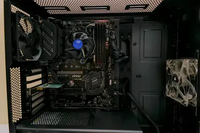 Less used gaming high performance CPU perfect for video editing and gaming