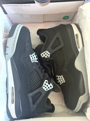 Jordan 4 black canva used 8 US / 41 EU