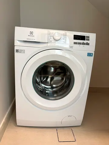 Front Load Washing Machine - New