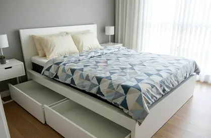 Ikea malm king bed with ikea mattress 180*200