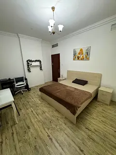 Master bedroom Available - Al Mankhool