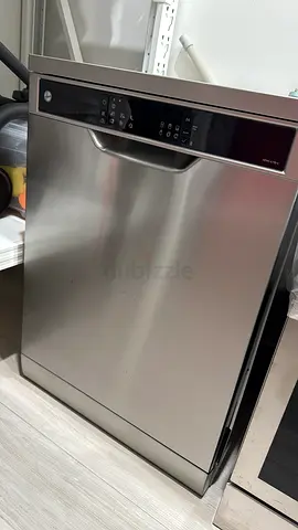 GE Stainless Steel Built-in Dishwasher - Good Working Condition
