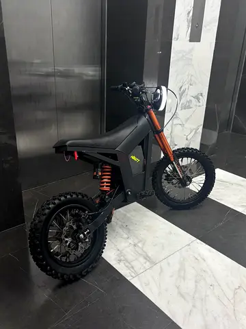 Like new kugoo wish 01 for sale no issues at all never been to a track or accident very well maintai