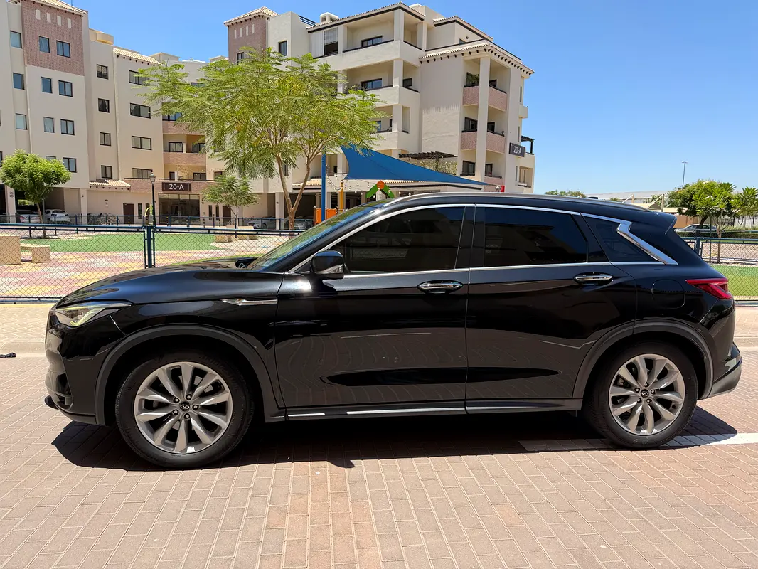 Infiniti QX50 2019 — photo 1 of 3