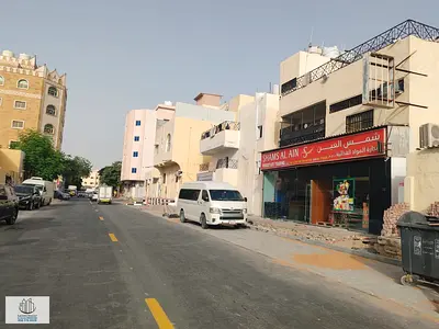 قرب مرسى عجمان /تملك حر لكل الجنسيات/ موقع مميز وسط المدينه