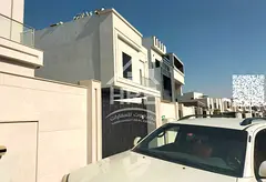 Modern villa, first occupancy, with luxurious spaces