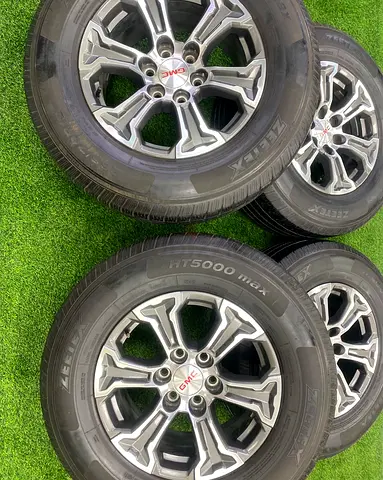 Original wheels GMC 2022
