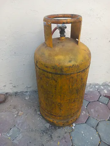 Used LPG Gas Cylinder - Standard Size