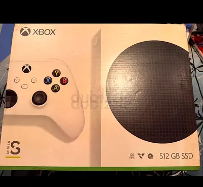 Xbox series s uae tra new not used little damages on the box old stock no warranty  Price fixed no o