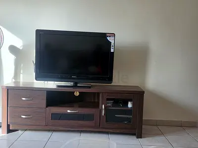 37 inch Sony Bravia TV in good working condition