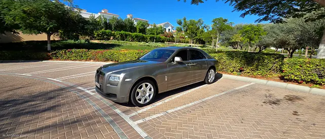 2014 Rolls Royce Ghost Silver. Sand AGMC FSH, ZERO ACCIDENTS OR PAINT