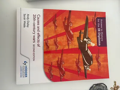 Causes and effects of 20th-century wars (Access to History for the IB Diploma) - 2nd Edition