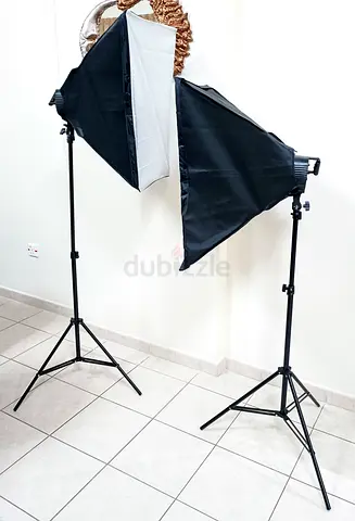 2 Softboxes lights