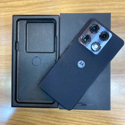 Motorola signature 16/512 gb