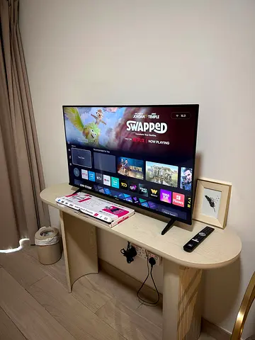 Hisense Smart LED TV with Remote Control - 43 inch
