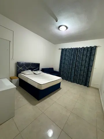 bedroom available in dso for family sharing