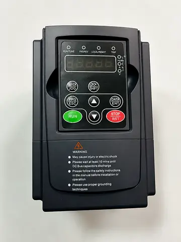 DC to AC 3phase 380V MPPT Solar Water Pump Inverter/VFD