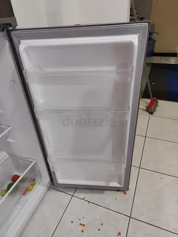 new refrigerator (only used 4 months)