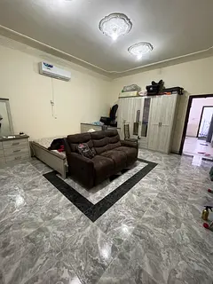 Spacious Excecutive bed space in 1BHK villa including furniture
