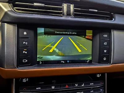2016 Jaguar XF 照片 13