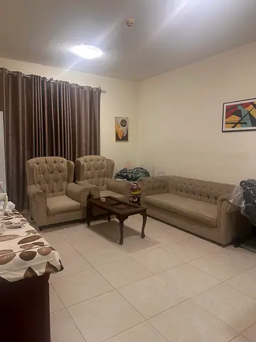 1 BHK flat available for monthly rent near Aster Hospital Al Mankhool