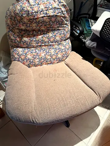 Accent chair with foot rest and office chair