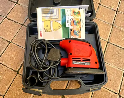 Xceed Palm Sander Set in Travel Case — Used Once Excellent Condition