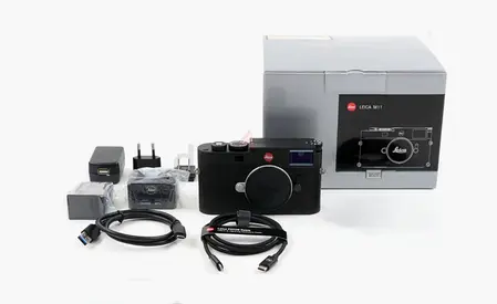 Leica M11 Bundle: TTArtisan 50mm F1.4, Visoflex 2, SF 24D Flash