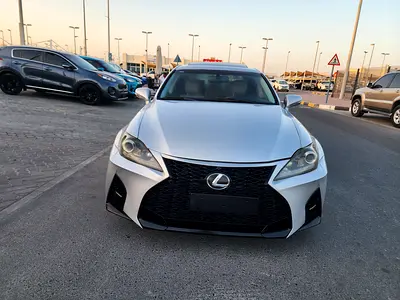 2011 Lexus IS-SERIES — фото 2