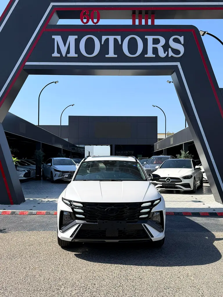 Hyundai Tucson 2025 — photo 1 of 19