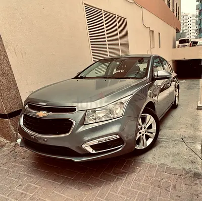 2017 CHEVY CRUZE LT PREMIUM-4 CYLINDERS 1.4L-GCC LOW KMS-HATCHBACK- EXCELLENT CONDITION