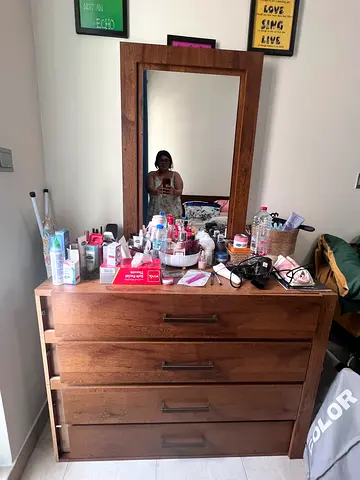 Solid Wood Dresser with Mirror - 4 Drawers