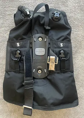 Scuba Diving Scubapro Hydros Pro BCD L Men’s + Scubapro MK25 EVO/S600 with R105 regulator