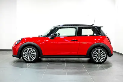صورة 2 لـ 2025 MINI COOPER