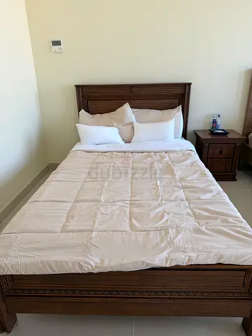 Classic Wooden Single Bed Frame with Headboard (Good Condition) including bed side table