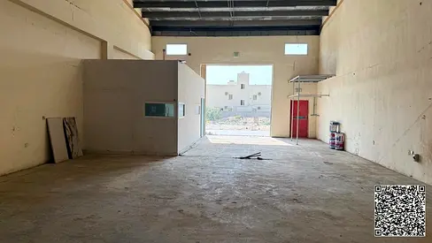 شبرة للايجار السنوي /مع مكتب/كهرباء 20/سعر لقطة مقارنة بالموقع الاستراتيجي المطلوب في السوق