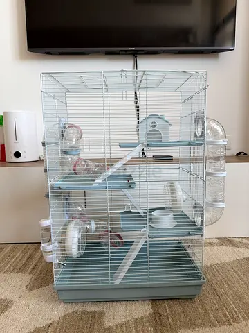 Hamster cage
