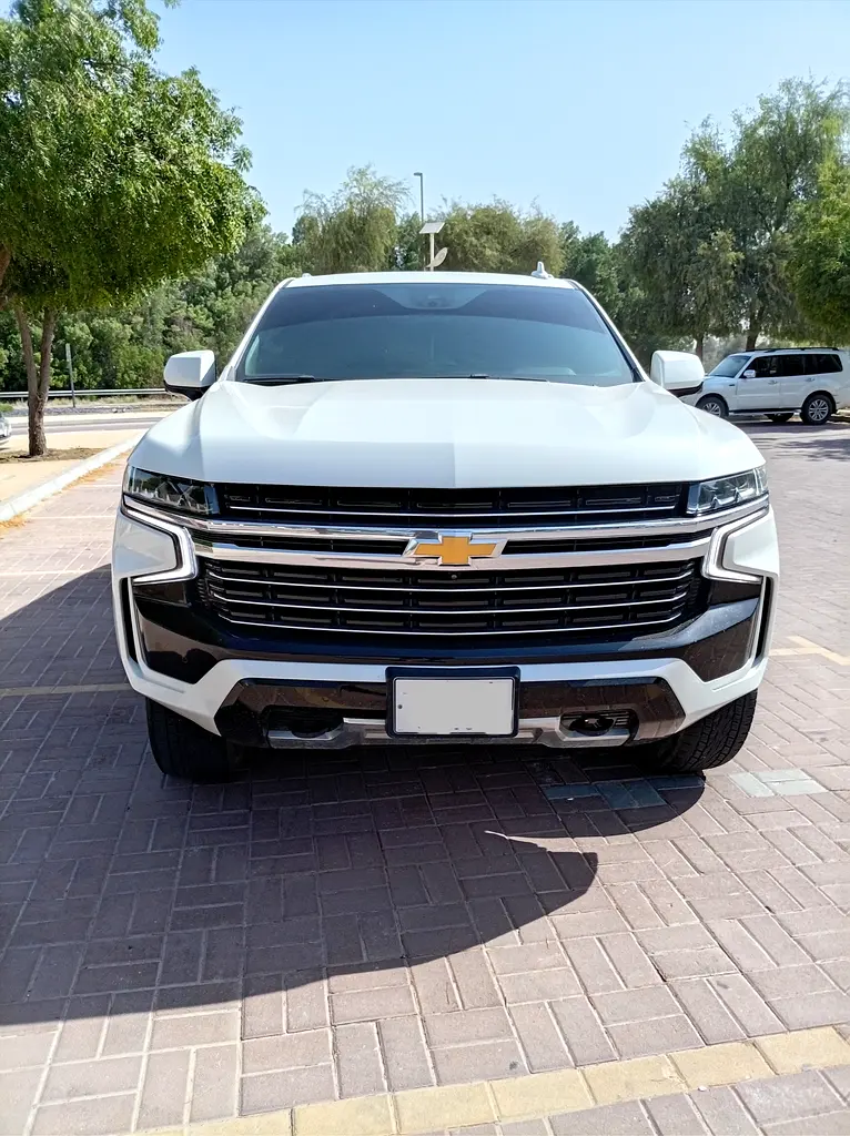 Chevrolet Tahoe 2023 — photo 1 of 9