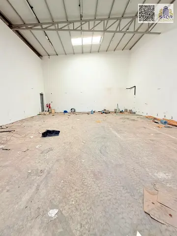 مستودع للإيجار | 2200sqft | جاهز للاستخدام