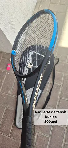 Dunlop tennis racket — like new condition