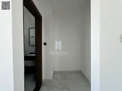 فيلا مودرن فاخرة للبيع في الحليو 2 – عجمان على شارع رئيسي | تملك حر لجميع الجنسيات | شاملة رسوم التسجيل والتملك