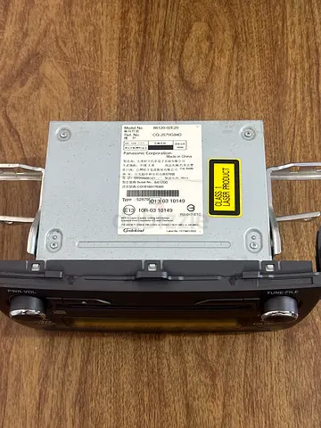 Toyota Corolla Panasonic Single DIN Car Stereo Head Unit - Good Working Condition