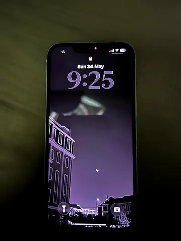iPhone 13
