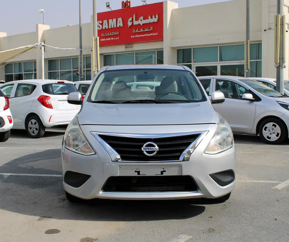 Nissan Sunny 2023 — photo 1 of 13