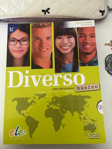 Diverso Básico - Student Book (IB Spanish language course)