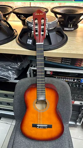 Classical Guitar 30 for kids - Brand New