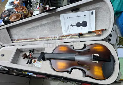 Siltron Violin 4/4 - Brand New